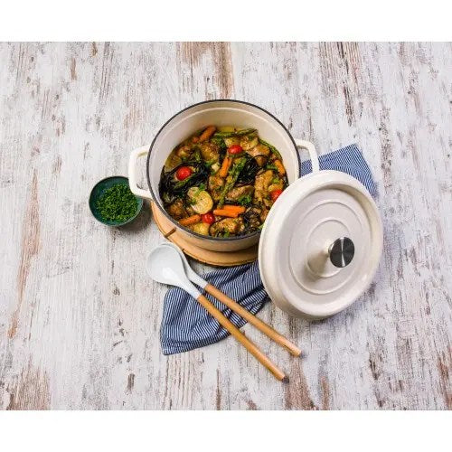 Grandfeu Enamelled Cast Iron Pot in White, 4.7l. With Lid - anydaydirect