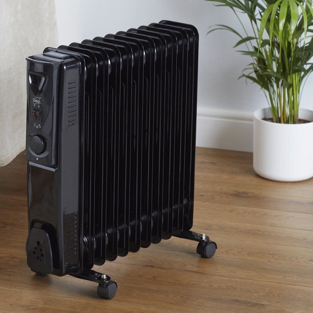 2000 - 2500W Electric Oil Filled Radiator in Black or White - anydaydirect