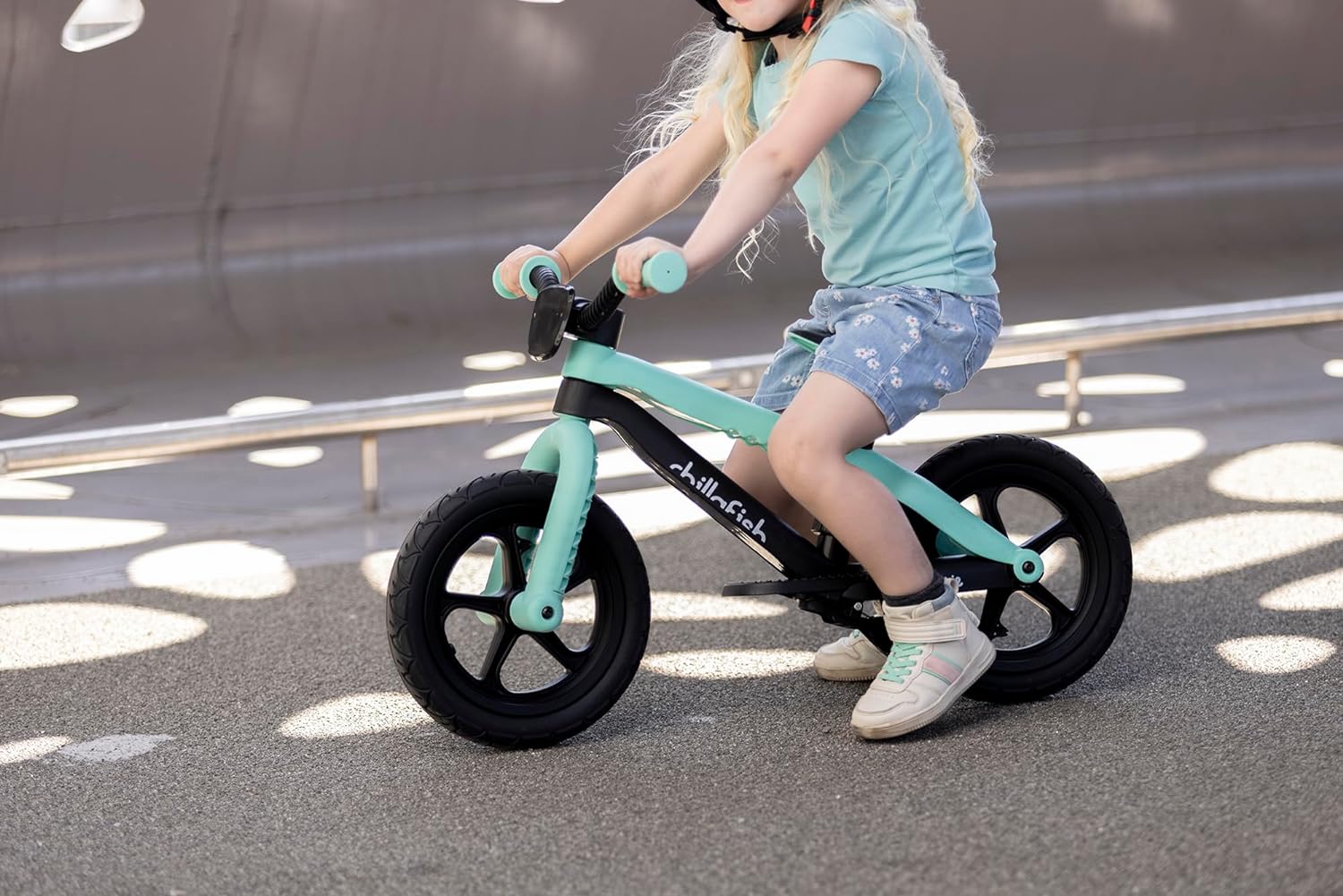 Chillafish Bmxie 2 lightweight balance bike with integrated footrest and footbrake, for kids 2 to 5 years, 12" inch airless rubberskin tires, adjustable seat without tools, Mint - anydaydirect