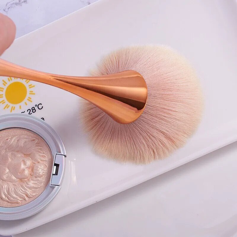 Cosmetic Brush Loose Powder Brush Oversized Highlighting Brush Blush Brush Soft Hair Makeup Fixing Powder Puff Beauty Tools - anydaydirect