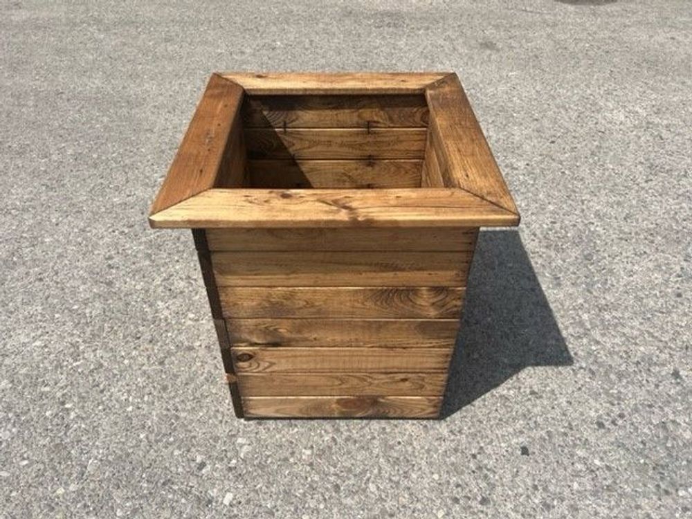 Large Windsor Planter - anydaydirect