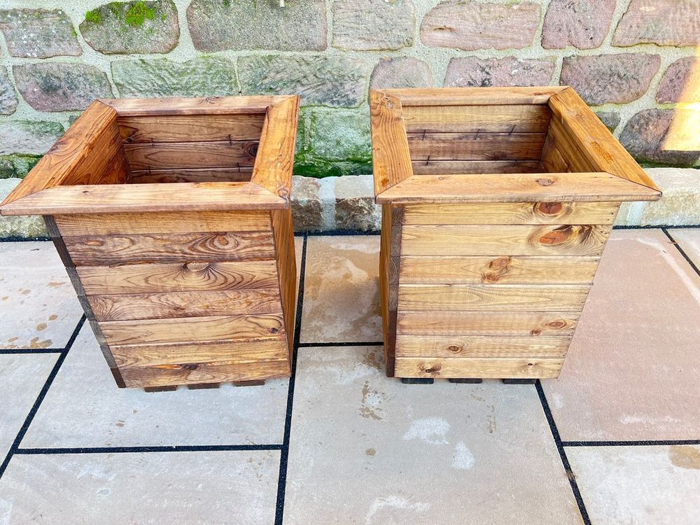 Large Windsor Planter - anydaydirect