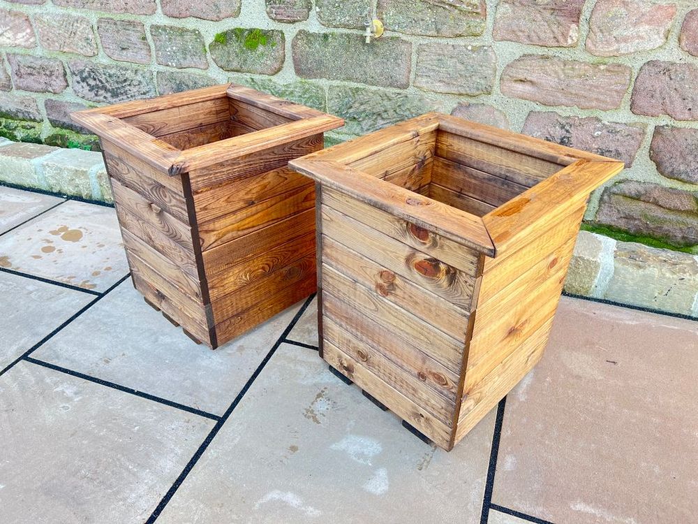 Large Windsor Planter - anydaydirect