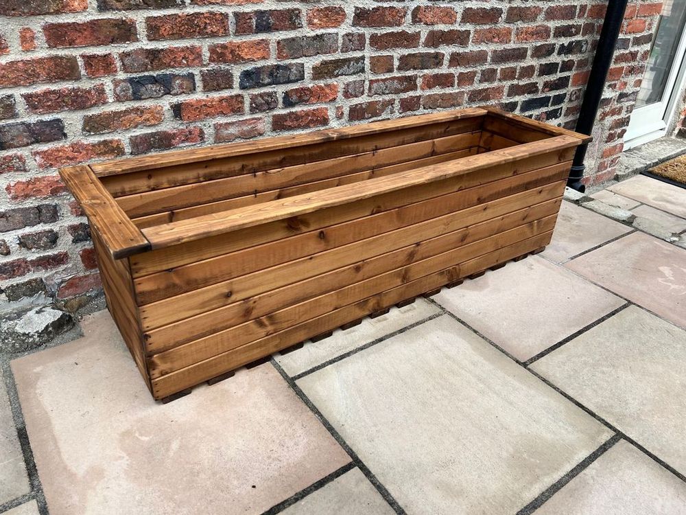 Willougby Trough/Planter - anydaydirect